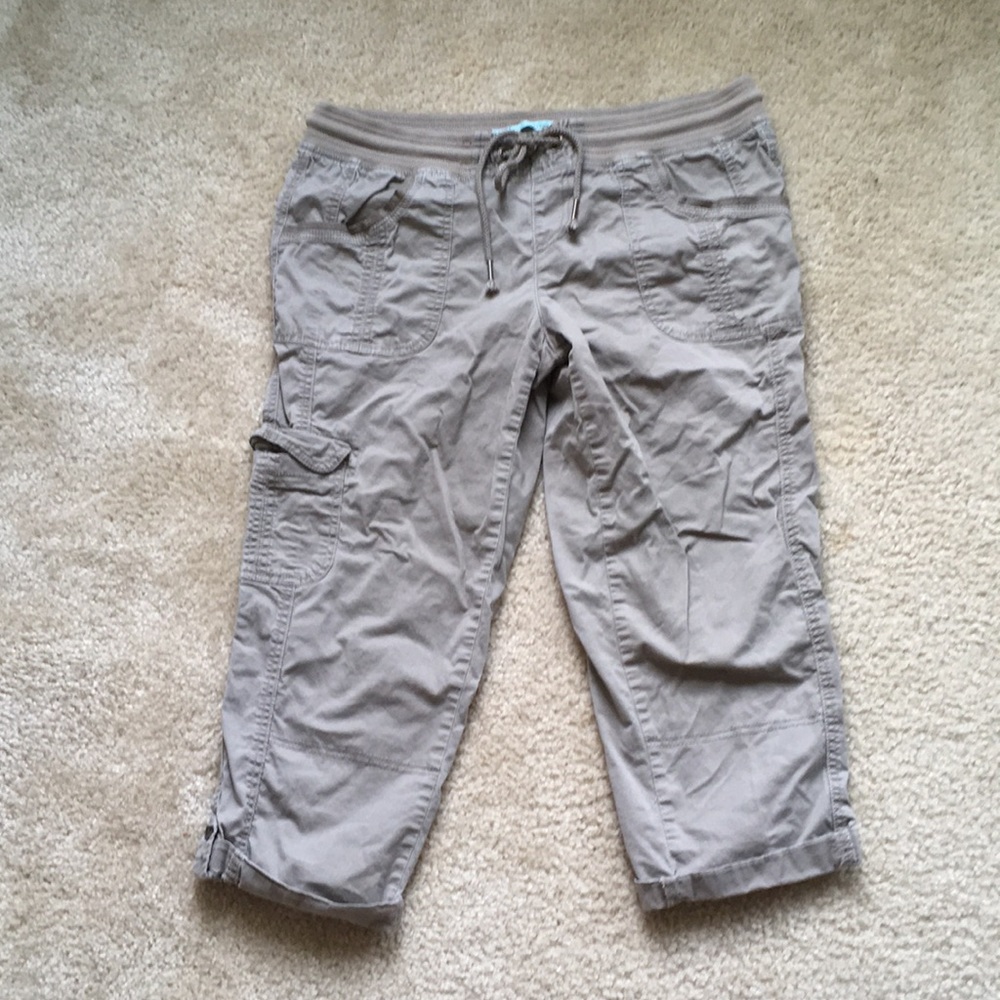 Maurice’s Capri pants